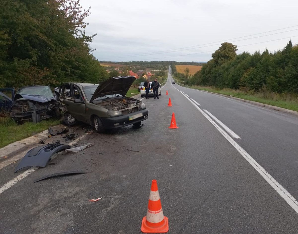 У ДТП біля Львова травмувалися четверо людей