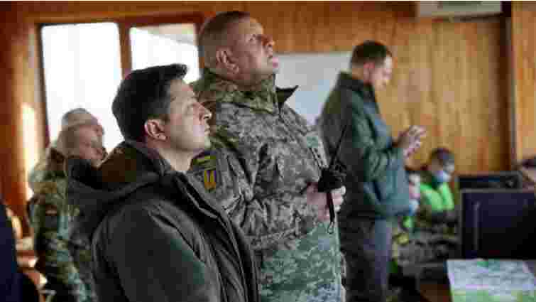 Більшість українців не вірять у конфлікт політичного і військового керівництва