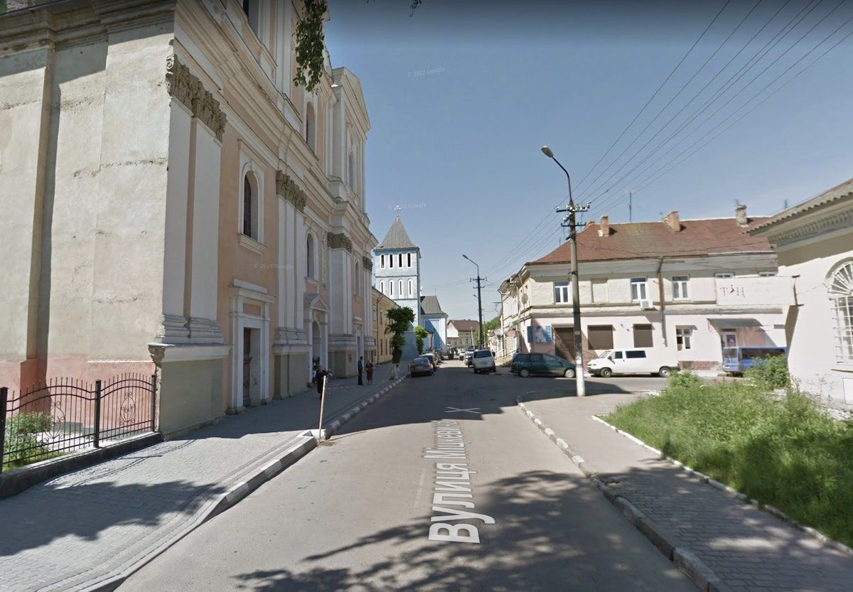 Прикордонника відправили на громадські роботи за п'яну стрілянину в центрі Самбора
