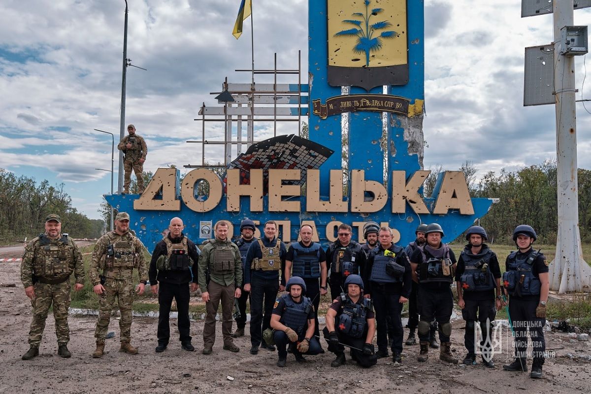 На межі Донецької й Харківської областей підняли український прапор