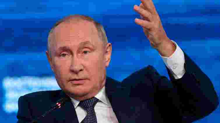 Путін не дозволив російським військовим відступати з Херсона, – The New York Times