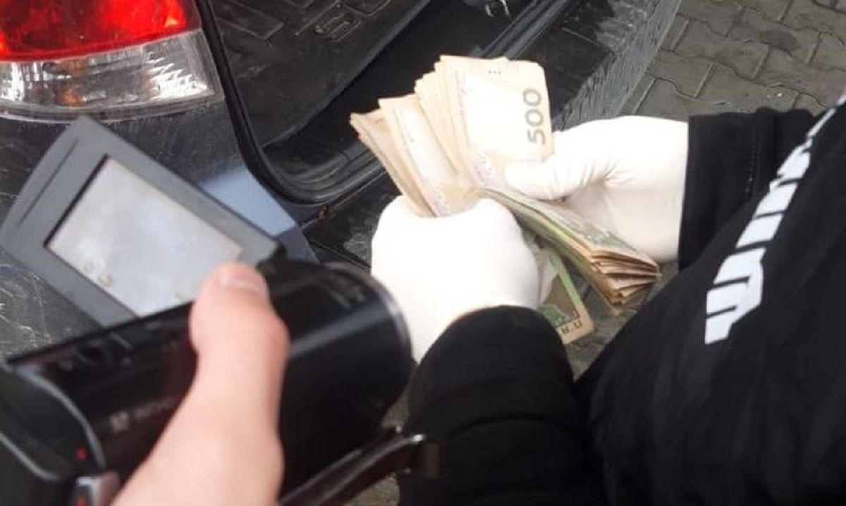 На хабарі затримали директора львівської філії НДІ Мінагрополітики