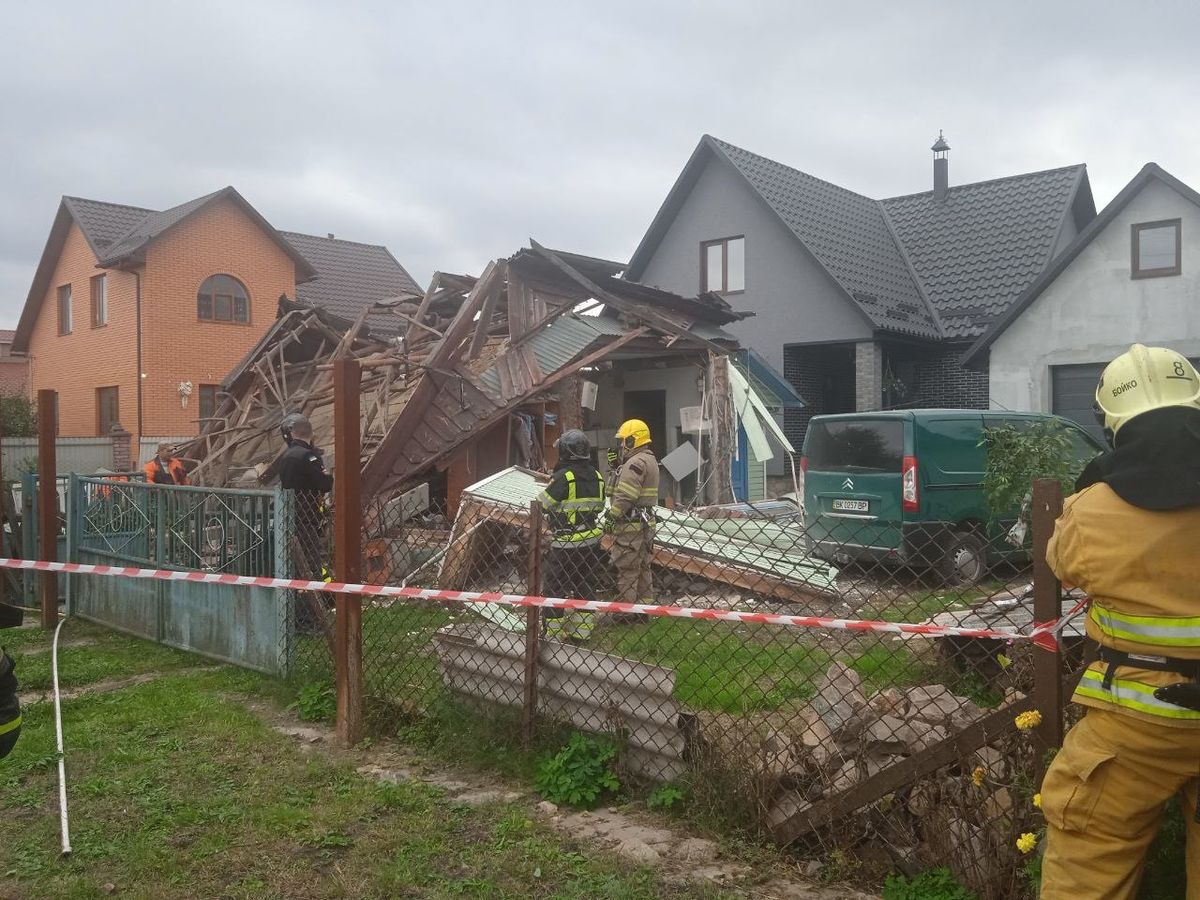 Внаслідок вибуху газу у Сарнах завалився житловий будинок