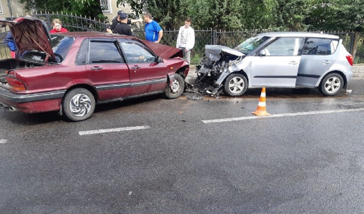 Винуватець ДТП з чотирма потерпілими у Кам’янці-Бузькій виплатить 300 тис. грн