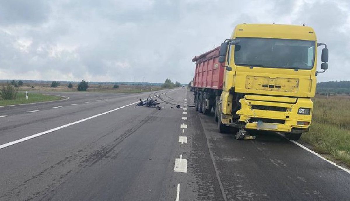 31-річний скутерист загинув внаслідок зіткнення з фурою на Волині
