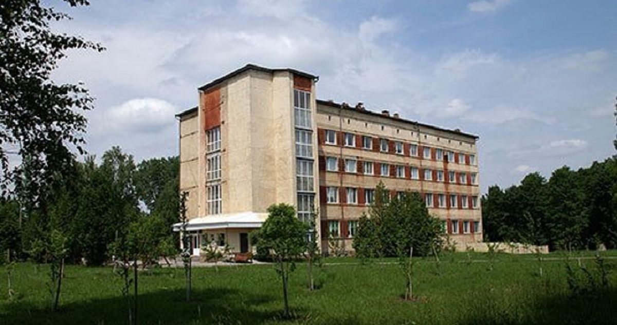 Санаторій «Шкло» на Львівщині готують під житло для 600 переселенців