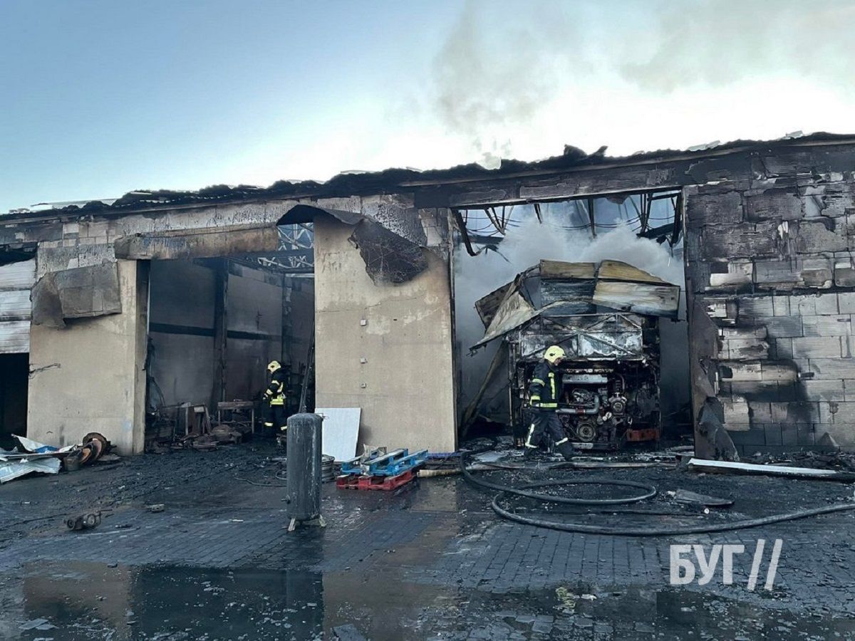 У пожежі неподалік Володимира згоріли два пасажирські  автобуси 