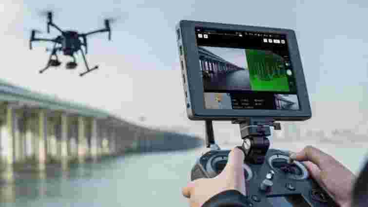 На відкритті ІТ Arena у Львові пожертвували 2 млн на навчання пілотів БПЛА - ZAXID.NET