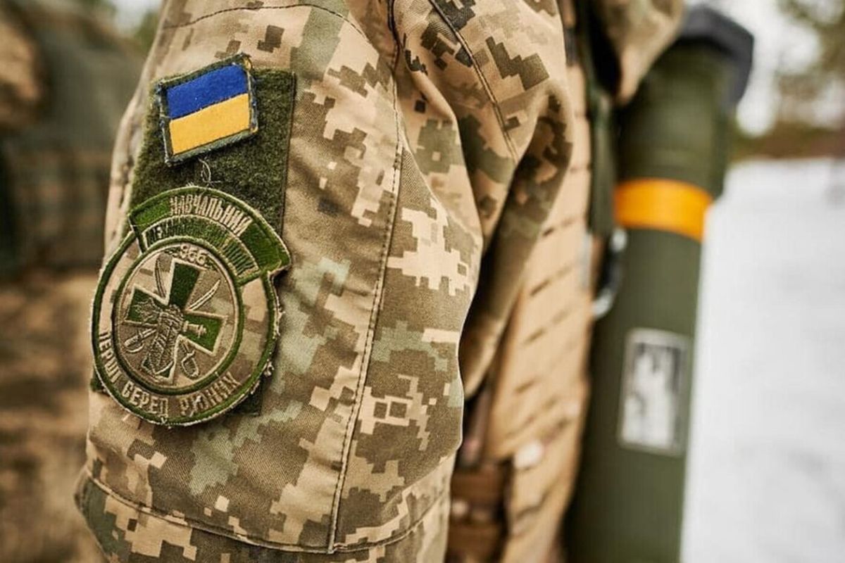 Зеленський скасував осінній призов та відклав демобілізацію