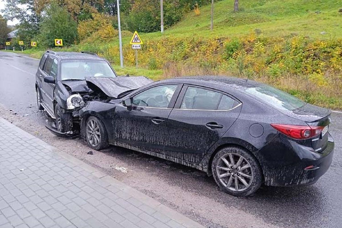 П'ятеро людей постраждали у лобовій ДТП неподалік Монастириськ