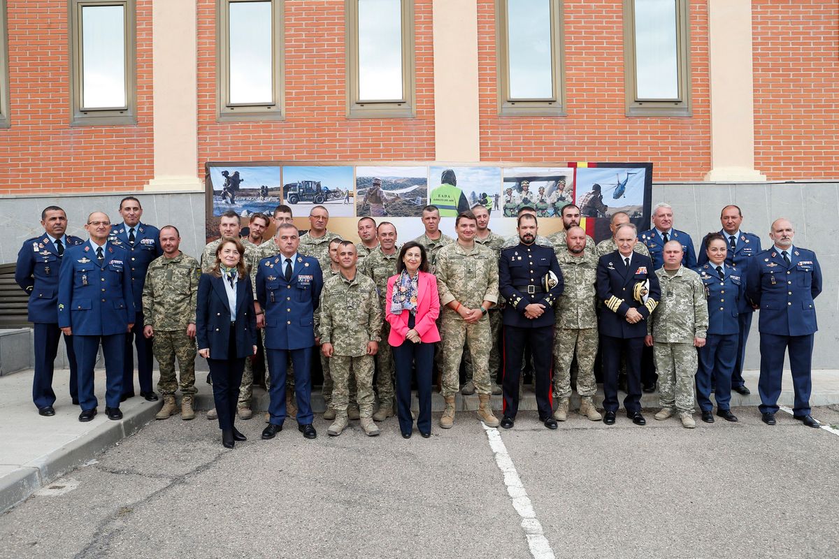 Іспанія почала навчати українських військових користуватися системою ППО  Aspide