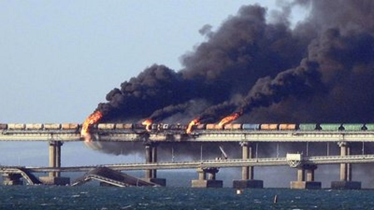 Британська розвідка спрогнозувала, як підрив Кримського мосту вдарить по Путіну