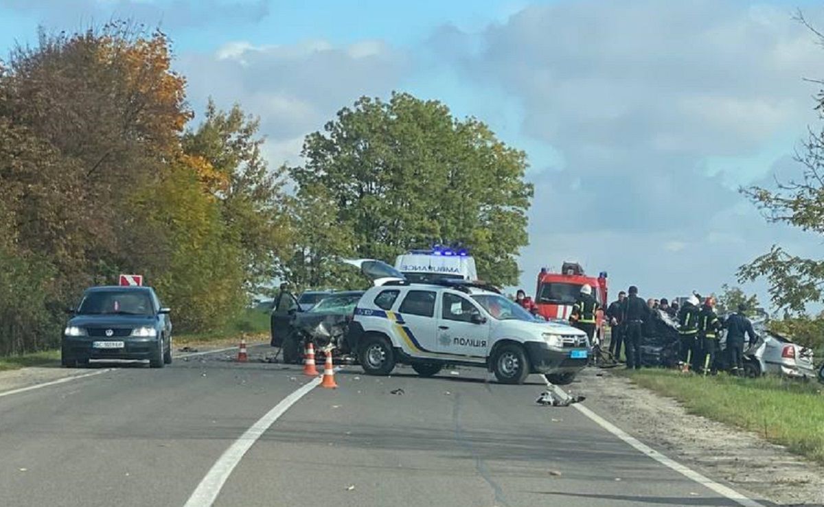 Двоє водіїв загинули у  важкій аварії на трасі Львів – Луцьк