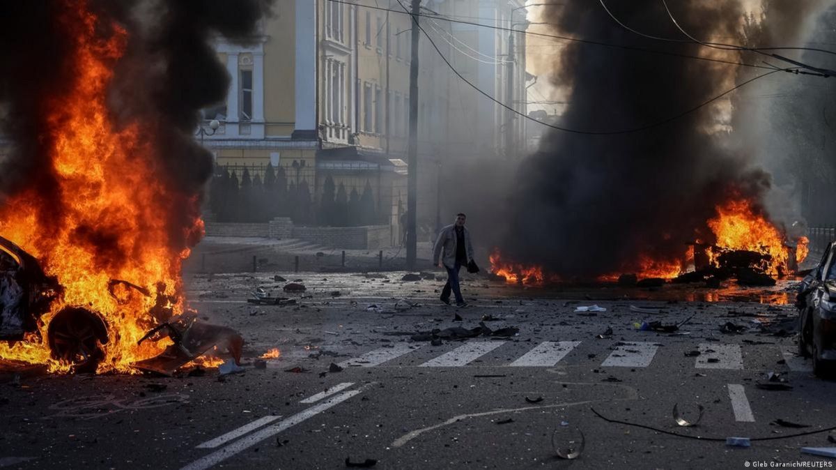 Росія планувала масований обстріл України ще до вибуху на Кримському мосту, – Кірбі