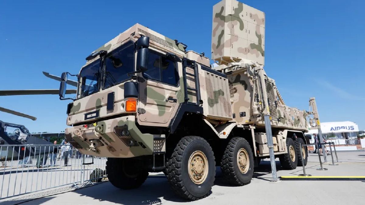 Німеччина передала Україні першу з чотирьох систем IRIS-T SLM