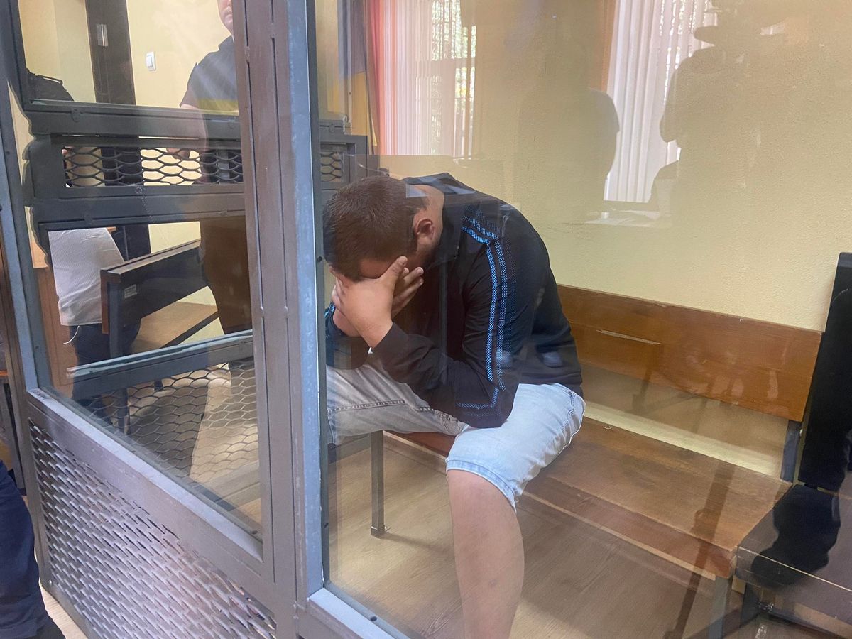 Поліцейському з Львівщини загрожує довічне за вбивство чоловіка в обміннику