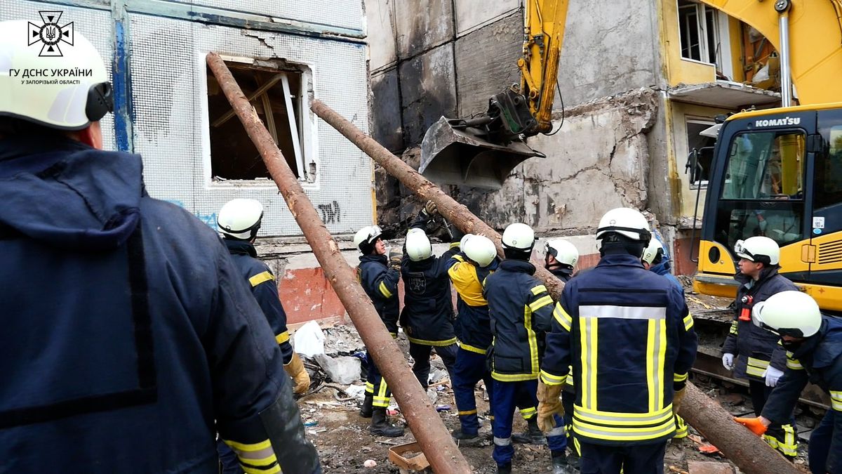 Кількість жертв недільної атаки росіян на Запоріжжя зросла до 15