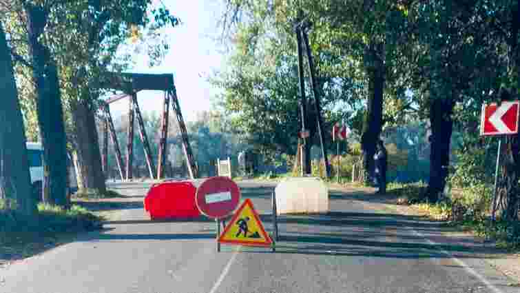Дорожники закрили на ремонт 100-метровий міст біля кордону з Угорщиною