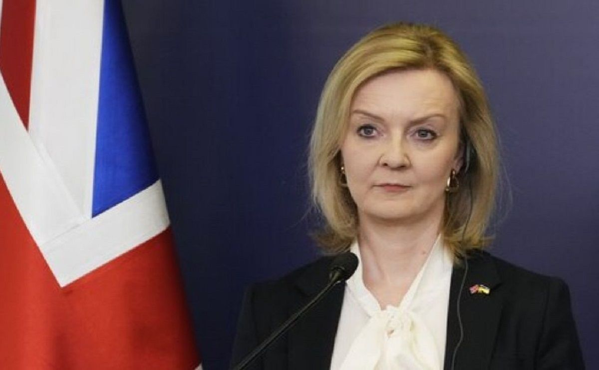 Прем'єр-міністерка Великої Британії Ліз Трасс подала у відставку