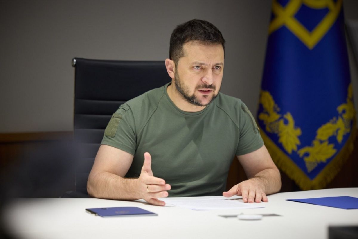 Росіяни замінували дамбу Каховської ГЕС, – Зеленський