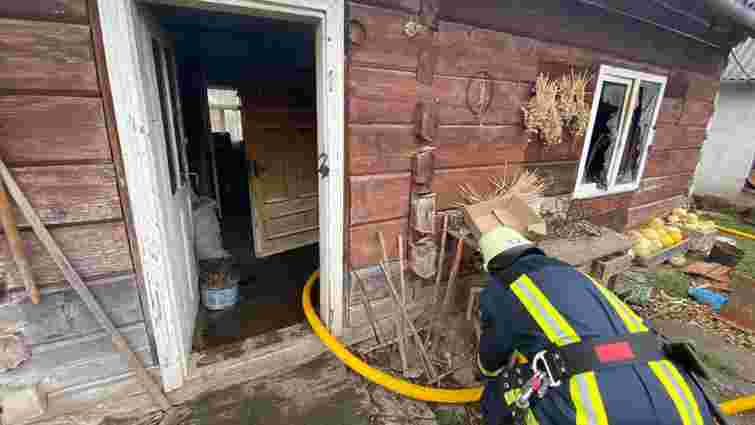 Внаслідок пожежі у дерев’яному будинку на Львівщині загинув 64-річний власник