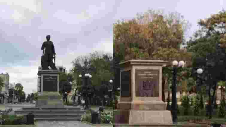 Росіяни демонтували в Херсоні бронзовий пам’ятник Потьомкіну
