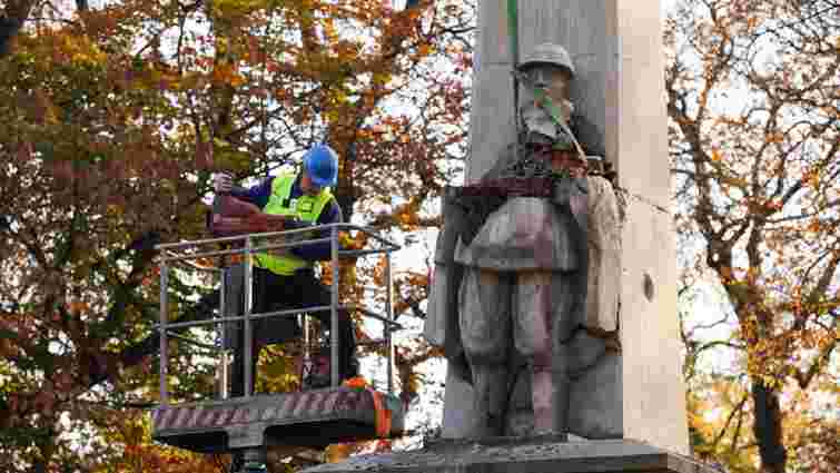 У Польщі одночасно демонтували чотири пам’ятники червоноармійцям