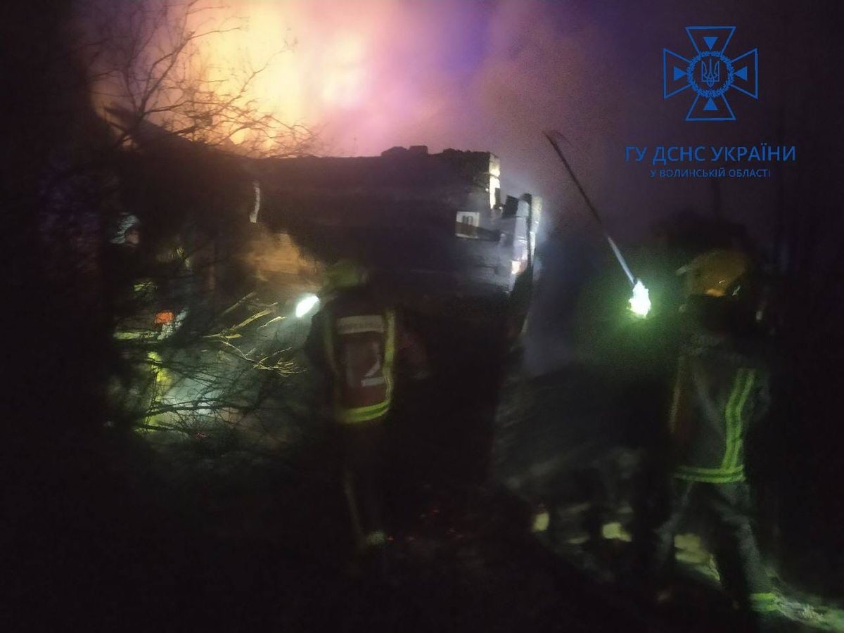 Дві людини загинули внаслідок пожежі у прикордонному селі на Волині