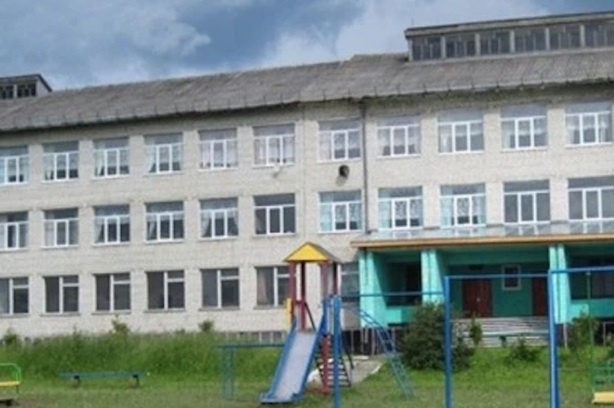 Директора сільської школи на Львівщині звільнили через булінг учнів
