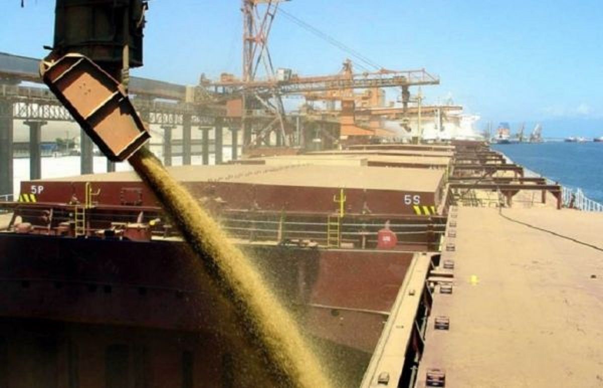 Україна зупинила експорт зерна через блокування росіянами «зернового коридору»