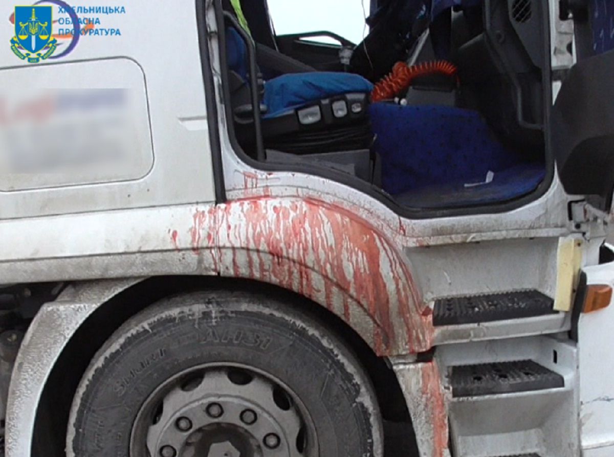 Мешканку Хмельниччини зобов'язали виплатити 1 млн грн за вбивство далекобійника
