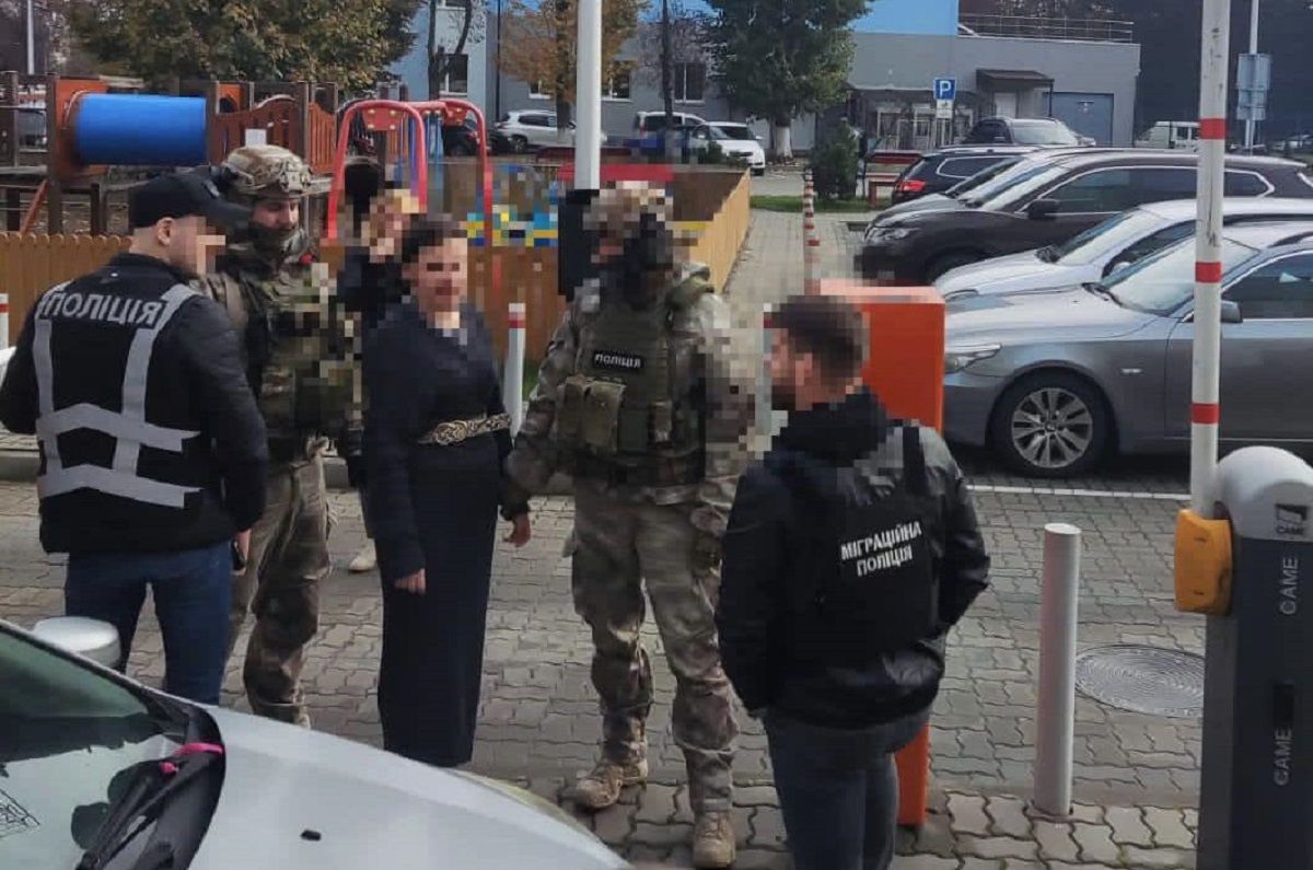 Керівницю благодійного фонду з Луцька звинуватили у переправленні ухилянтів