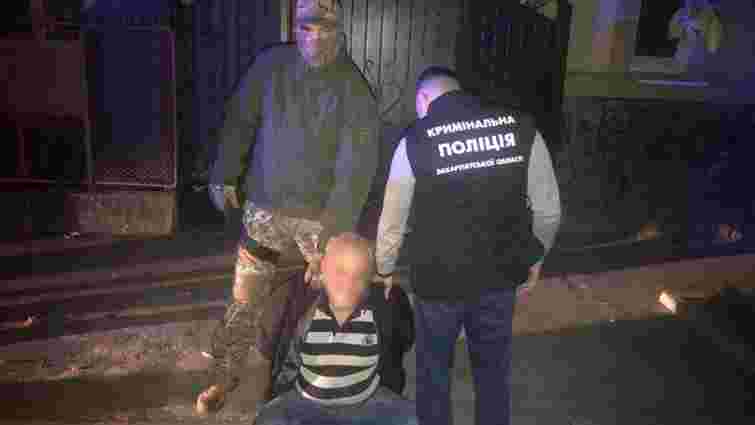 Поліція затримала 52-річного чоловіка за замах на вбивство мешканця Мукачева 