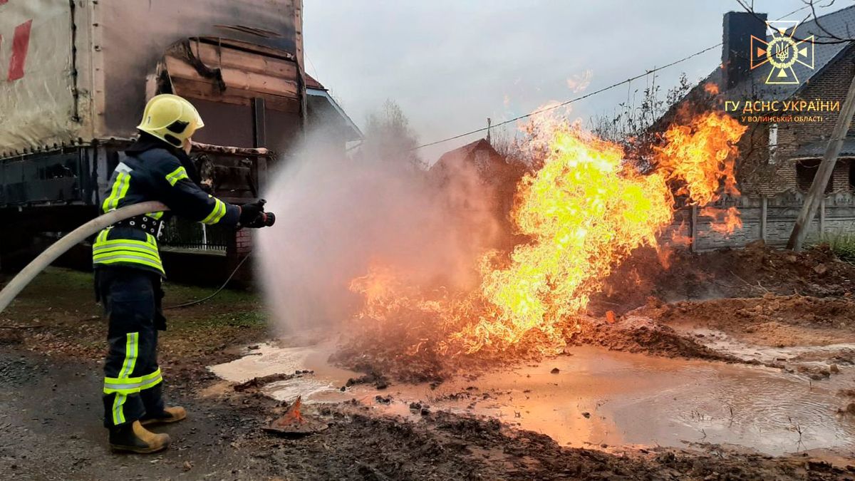 34-річний чоловік постраждав внаслідок пожежі на газопроводі біля Луцька
