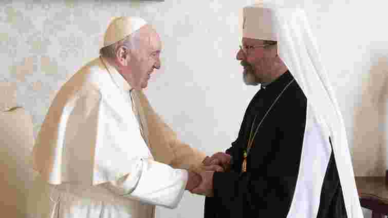 Глава УГКЦ подарував Папі Римському фрагмент російської міни