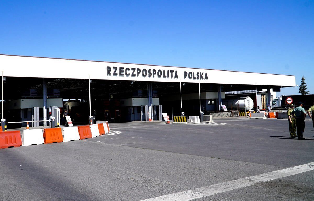Польські прикордонники затримали українця у розшуку за кіберзлочинність
