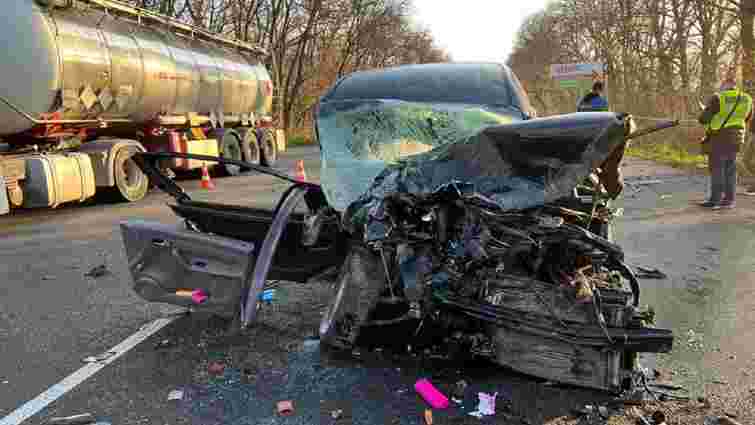 Вагітна 24-річна водійка постраждала у потрійній ДТП на Хмельниччині
