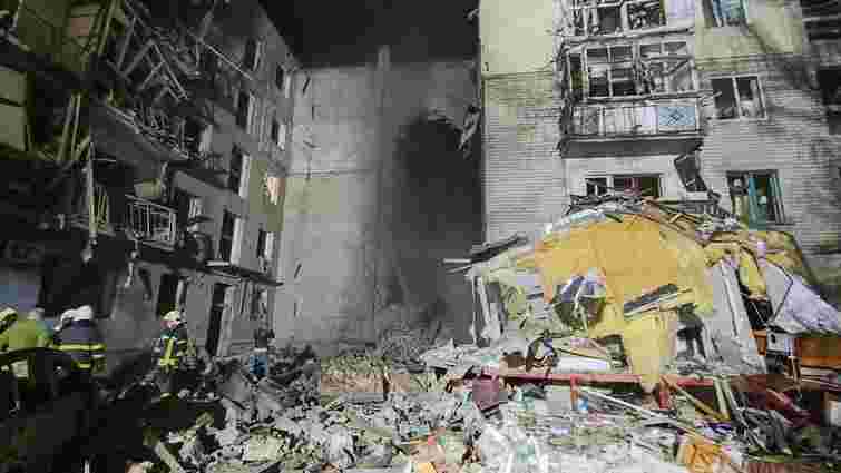 Росіяни завдали удару по житловій п'ятиповерхівці в Миколаєві, є загиблі