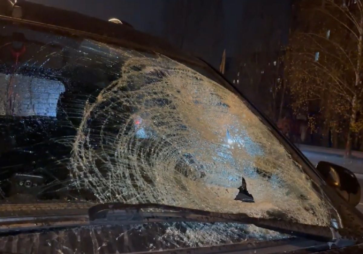 40-річний пішохід потрапив під колеса одразу двох авто у Рівному