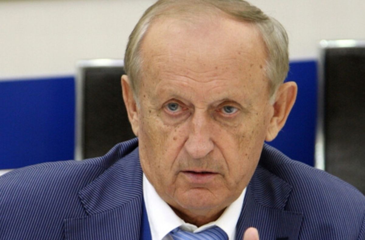 Богуслаєва відсторонили від управління його банком через російське громадянство