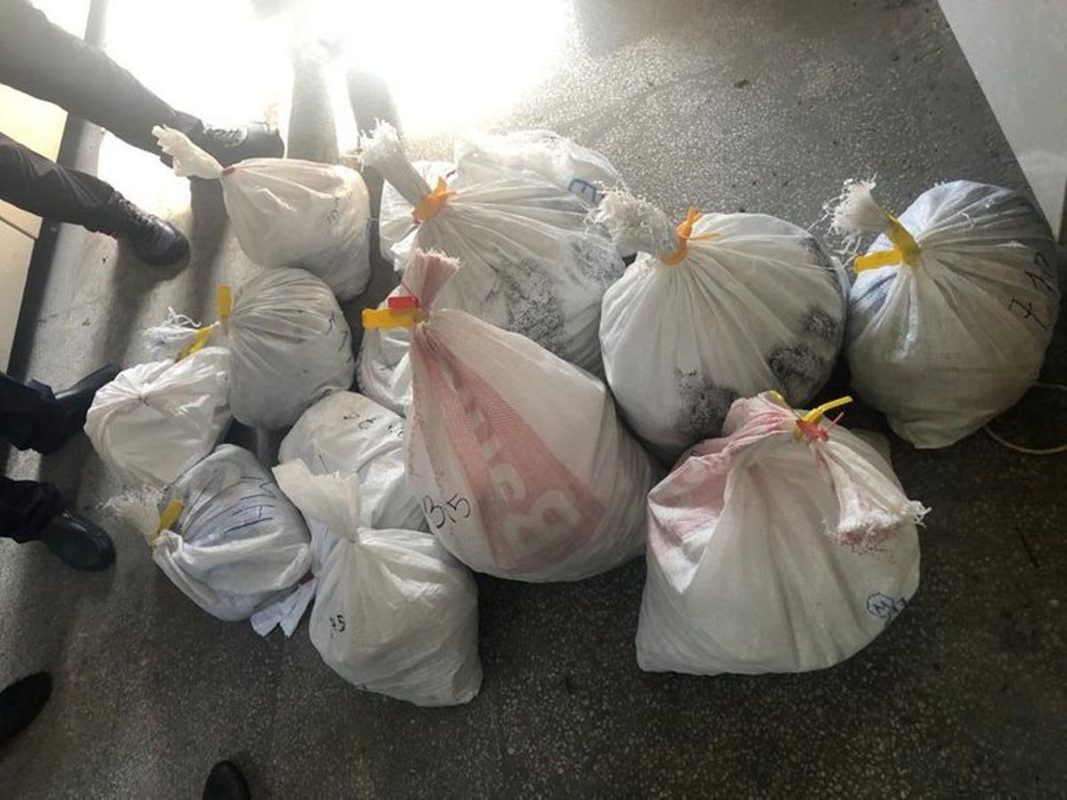 110 кг контрабандного бурштину конфіскували у 61-річного мешканця Мукачева