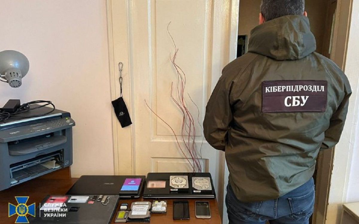 На Буковині СБУ затримала агітатора, який готував «дані» для Соловйова 