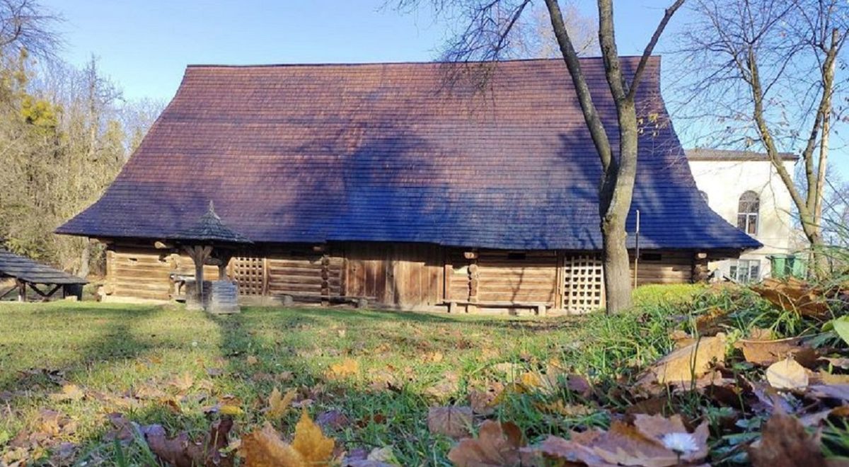 У Шевченківському гаю відреставрували бойківську стодолу XIX ст.