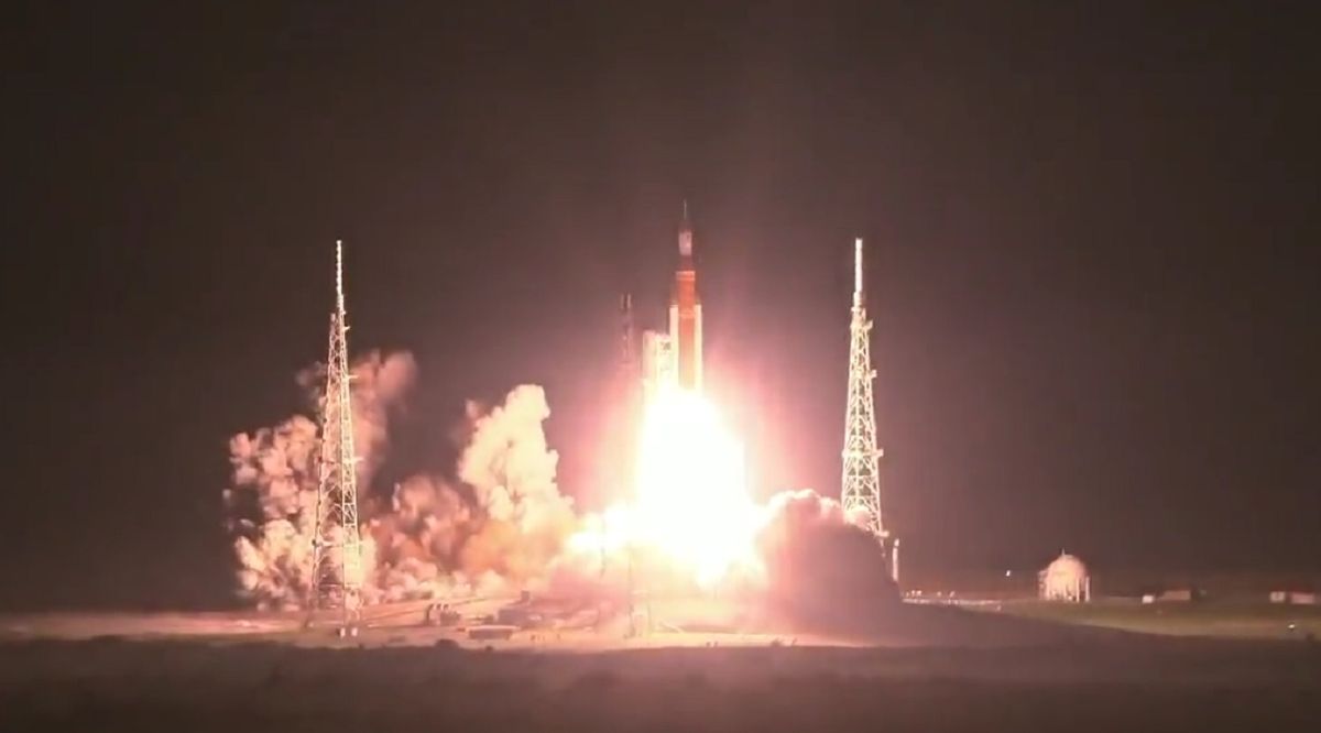 NASA успішно запустило місію Artemis 1 на Місяць