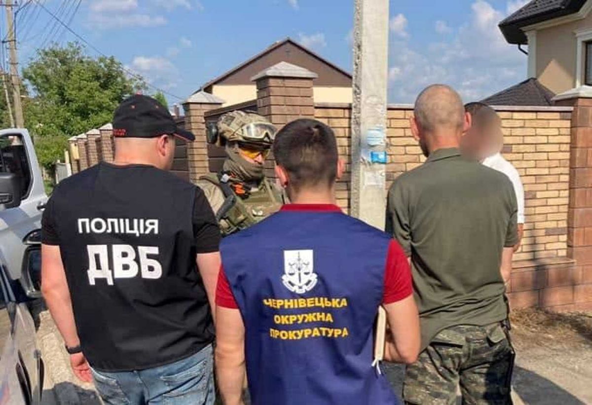 Волонтера з Буковини судитимуть за оформлення фіктивних документів ухилянтам