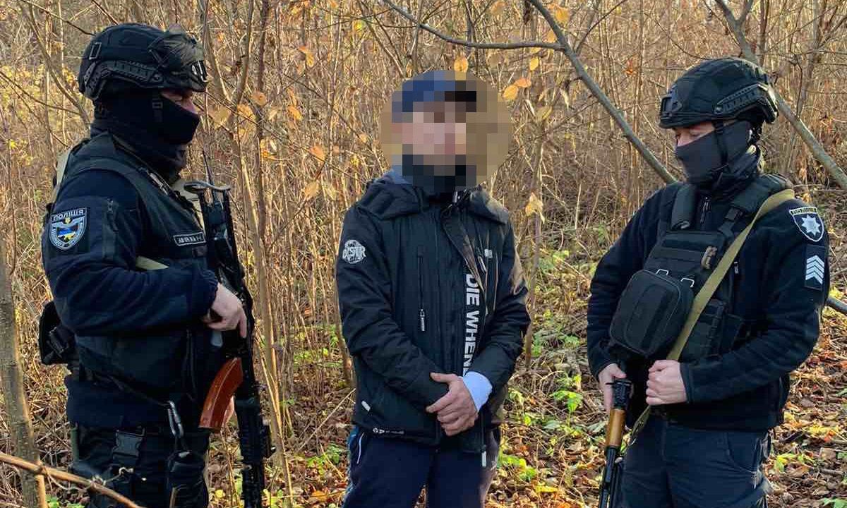 Поліцейські затримали у Львові 18-річного закладчика наркотиків