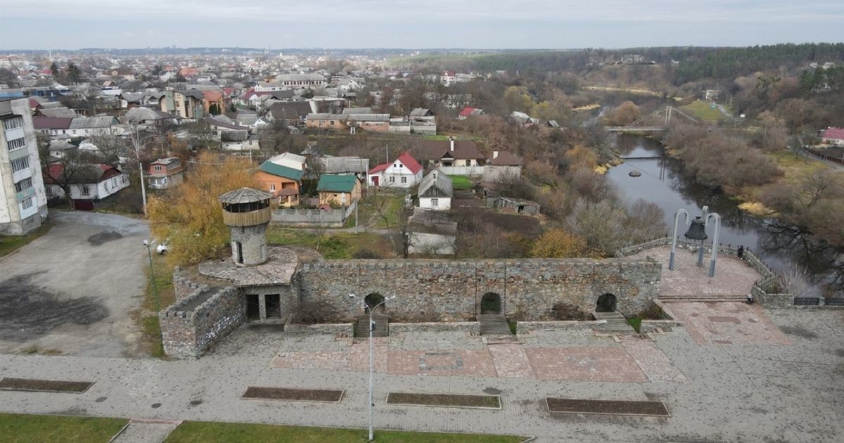 Місту Новоград-Волинський повернули давню назву Звягель