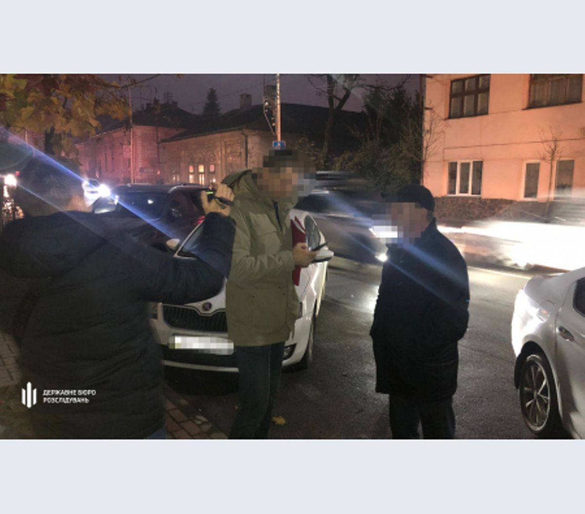 Керівників митного поста «Тиса» затримали на хабарі у 7 тис. євро