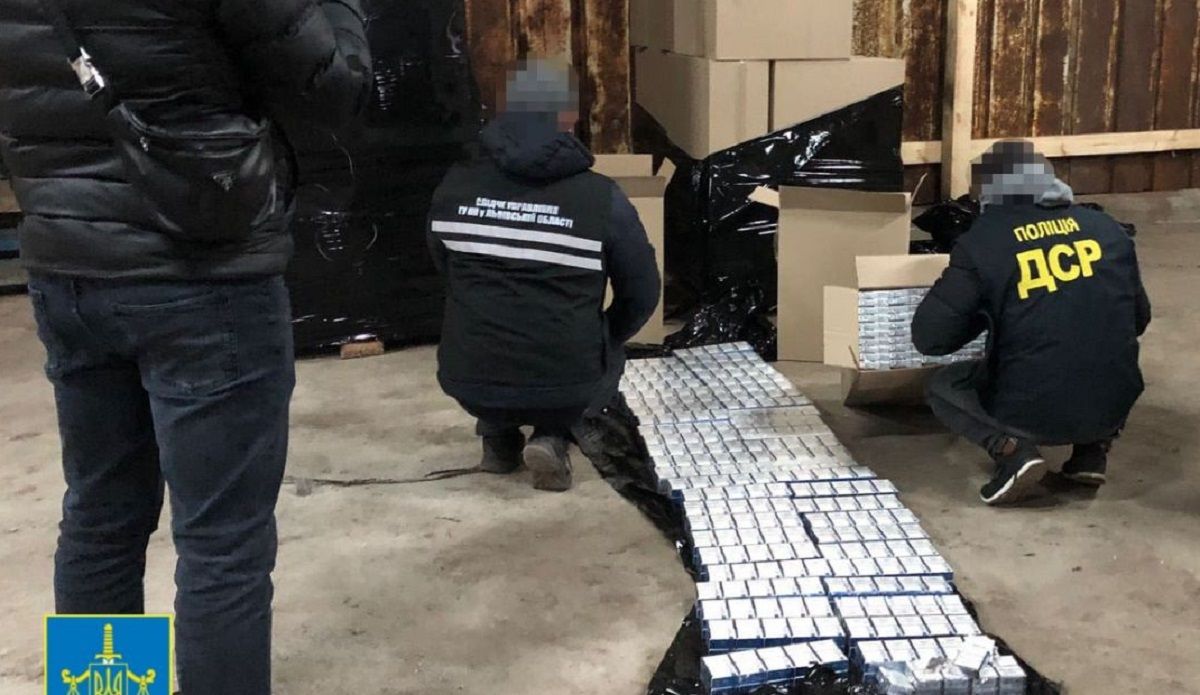На Волині викрили підпільну тютюнову фабрику