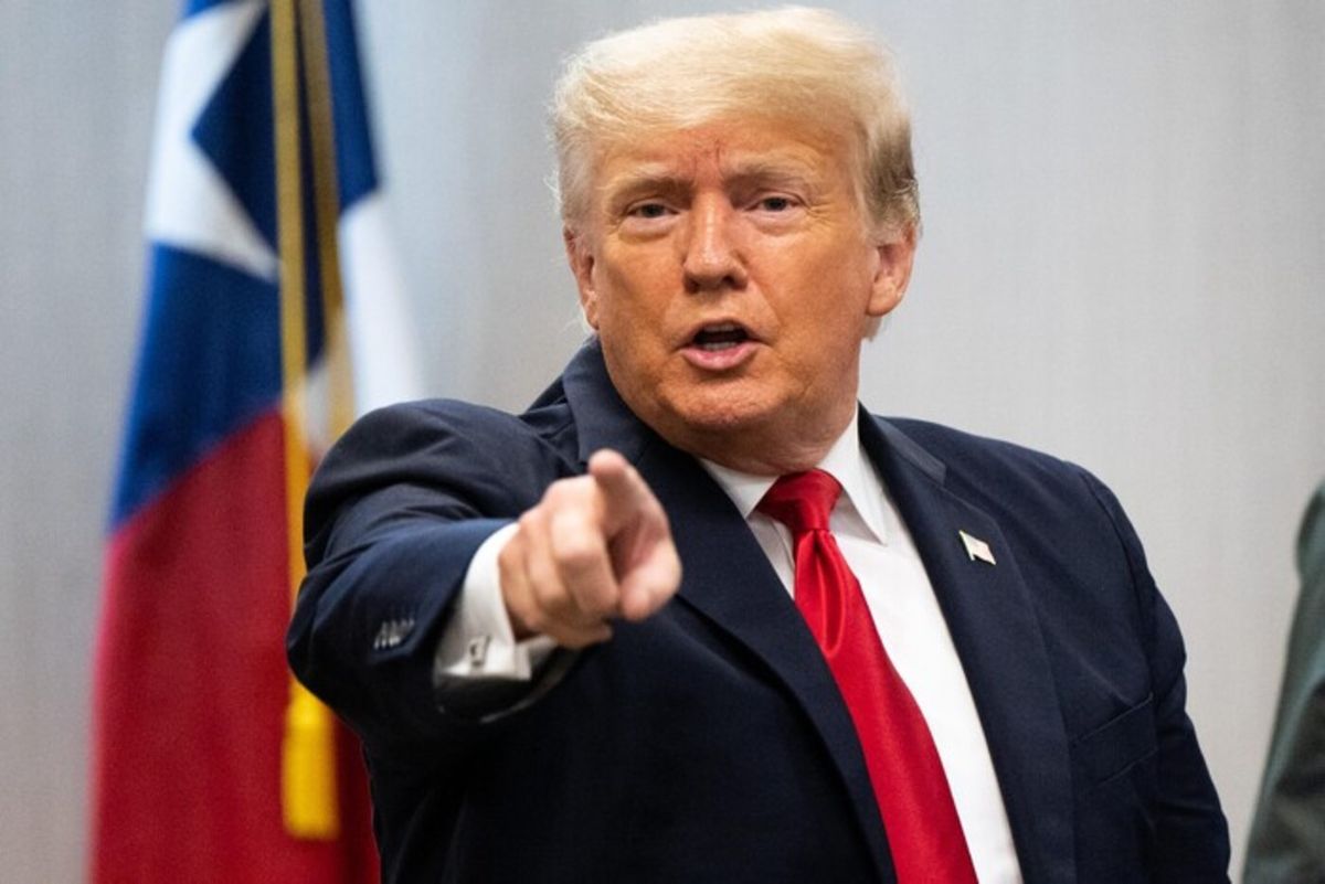 Ілон Маск розблокував акаунт Дональда Трампа у Twitter